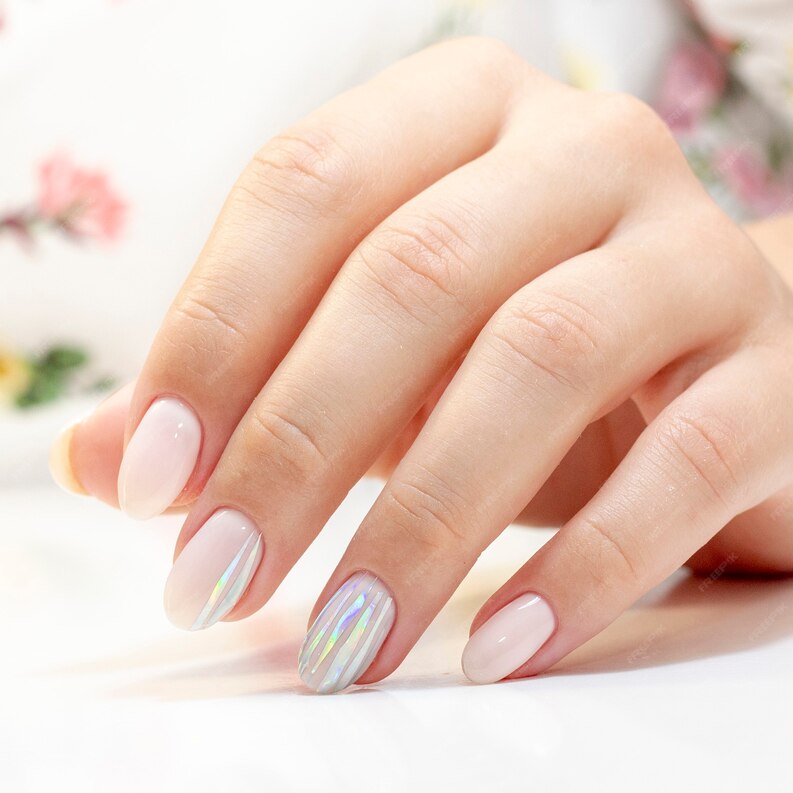 Nail Art & Manicure/Pedicure